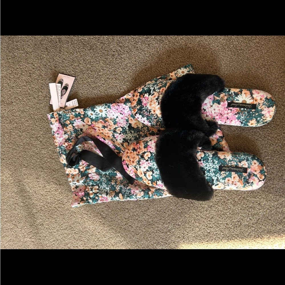 Victoria’s Secret slippers